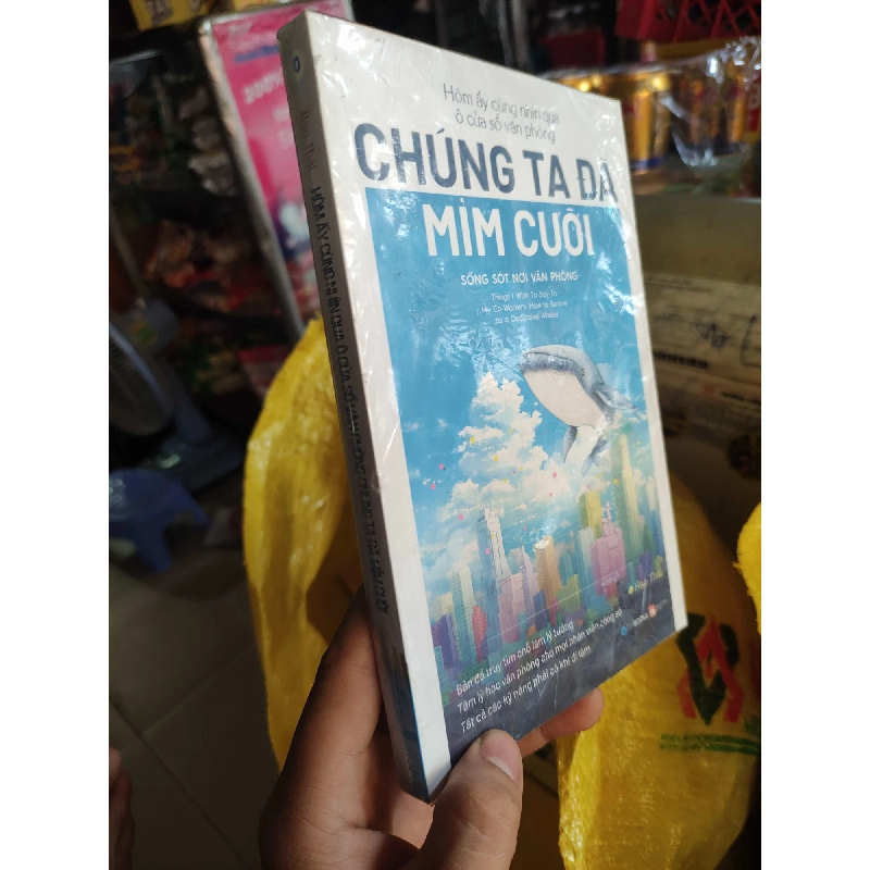 Hôm ấy cùng nhìn qua ô cửa sổ văn phòng chúng ta đã mỉm cười mới 90%HPB.HCM01/03 Oreka-Blogmeo 41993