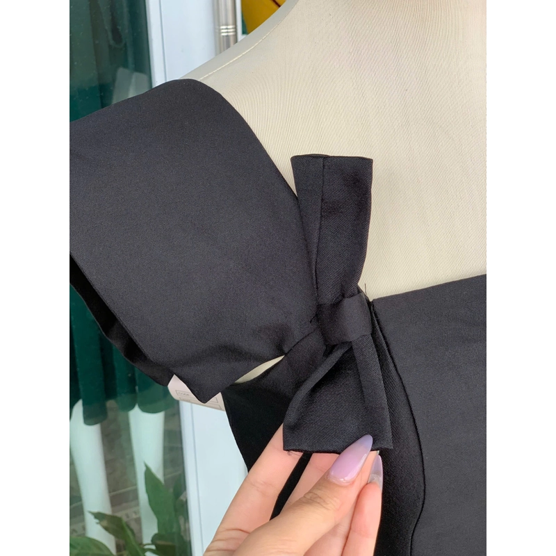 Đầm đen taffta tay phối nơ 503171