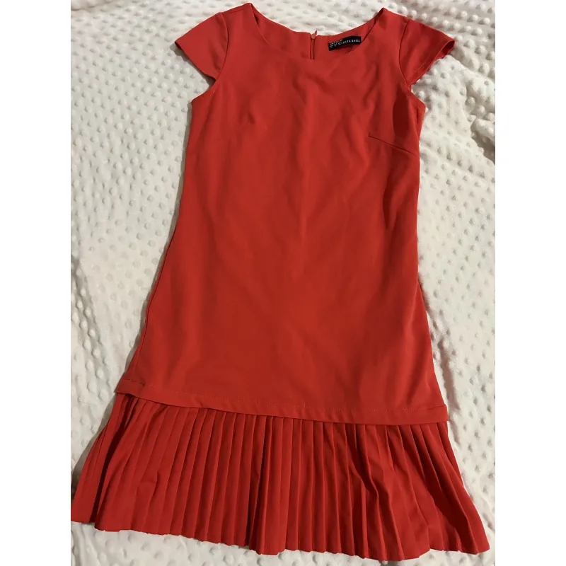 Váy liền suông size S 926182