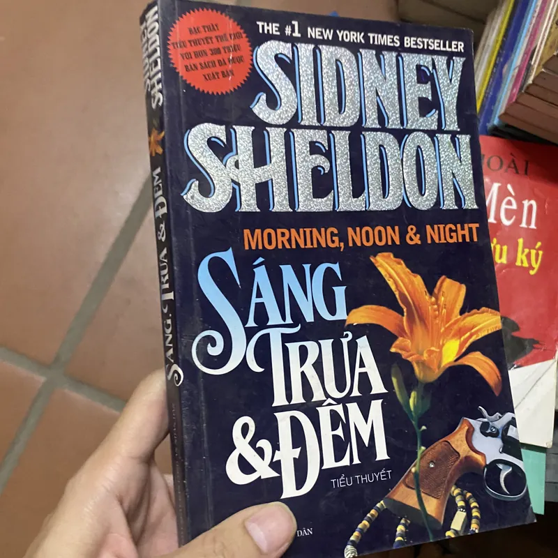 Sachs sáng trưa & đêm - Sidney Sheldon 308102