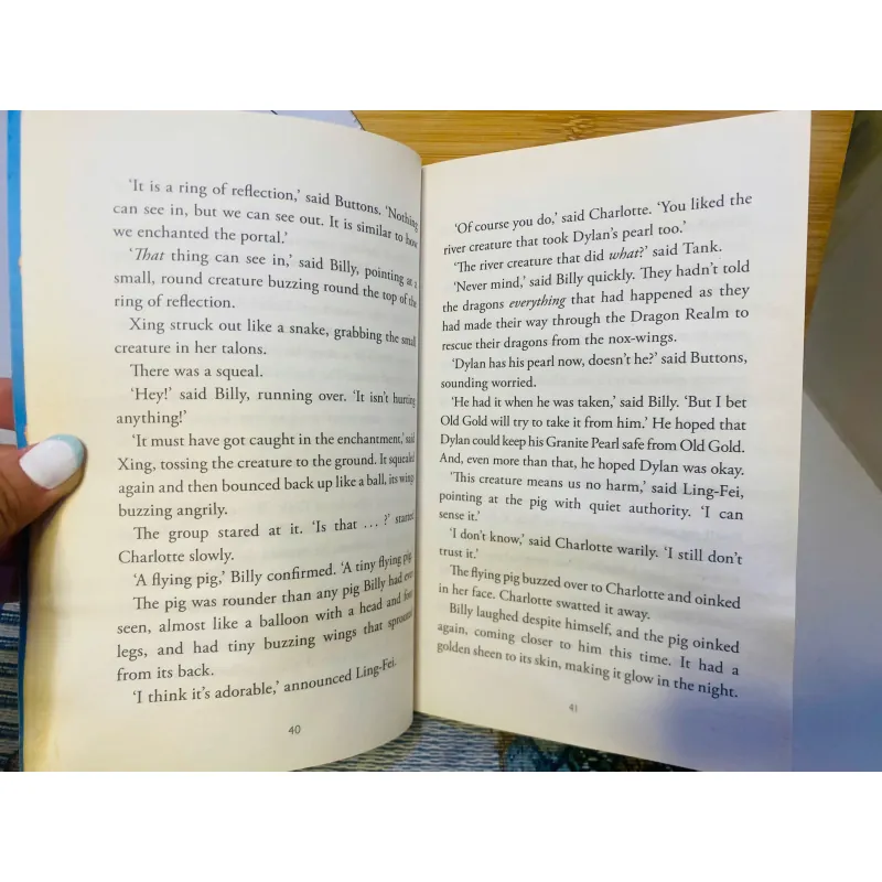 [Sách tiếng Anh 2hand] Like new 90% - Dragon Legend – Katie & Kevin Tsang 936771