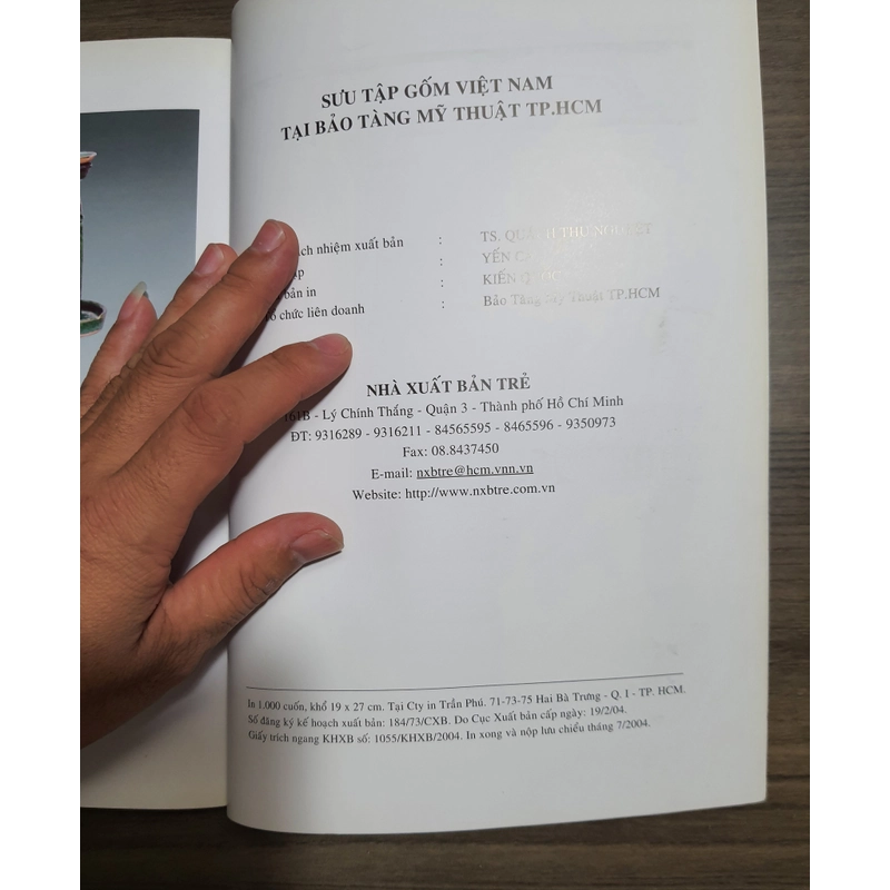 Sách gốm - Sưu tập gốm Việt Nam - Tại bảo tàng MT TPHCM 477513