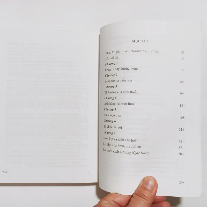 Bàn Về Thực Tiễn Của Trung Hoa Cùng Với Francoise Jullien - André Chieng 785209