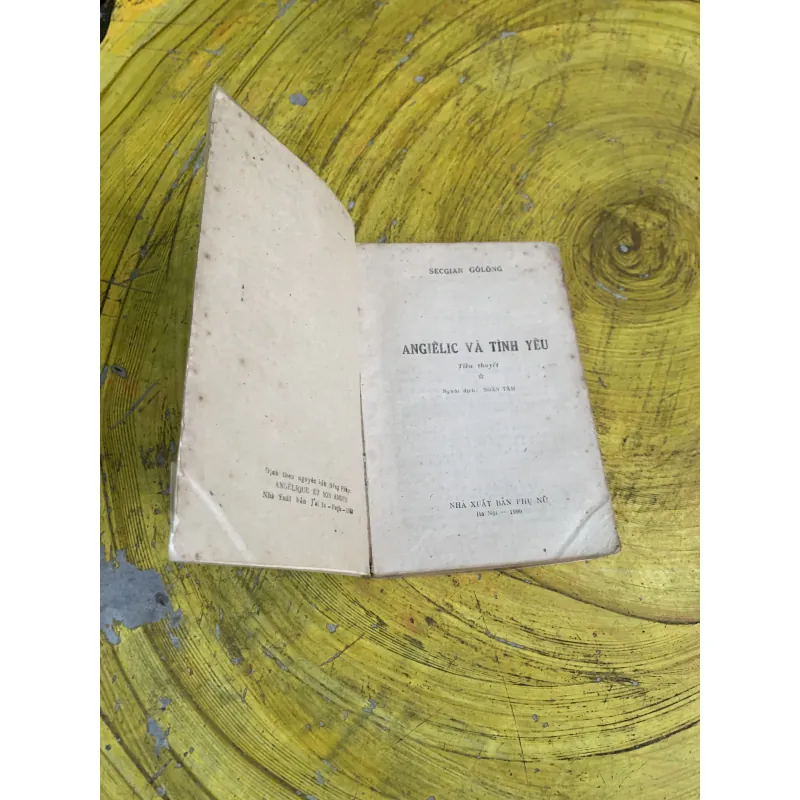 ANGELIC VÀ TÌNH YÊU 746642