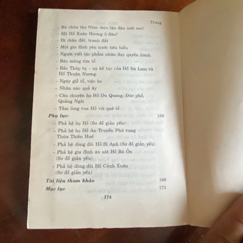 HỌ HỒ TRONG CỘNG ĐỒNG DÂN TỘC VIỆT NAM (xb 1997) 464237