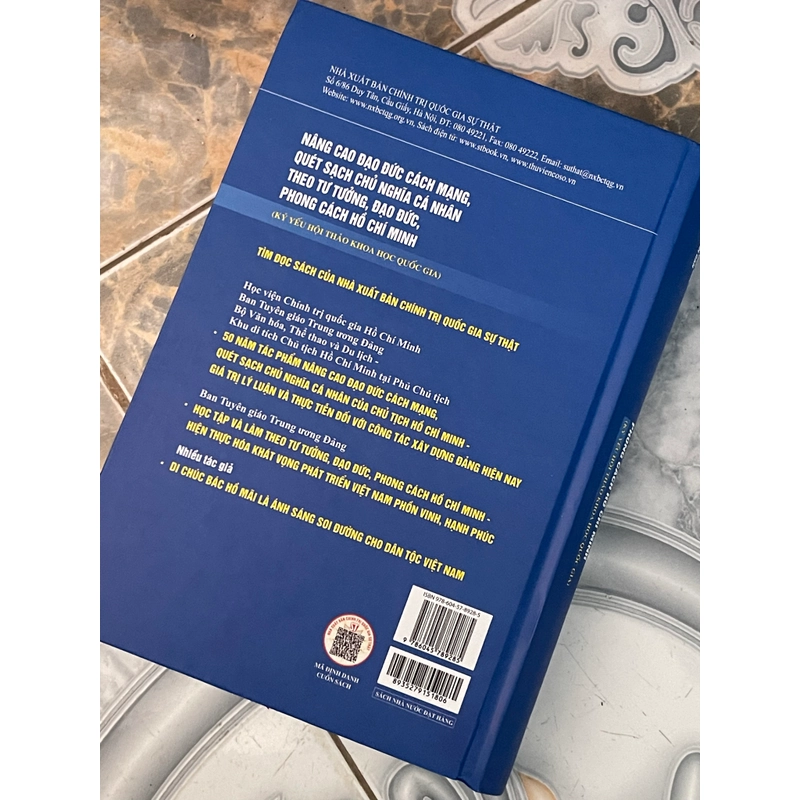 Nâng cao đạo đức cách mạng, quét sạch chủ nghĩa cá nhân  550573