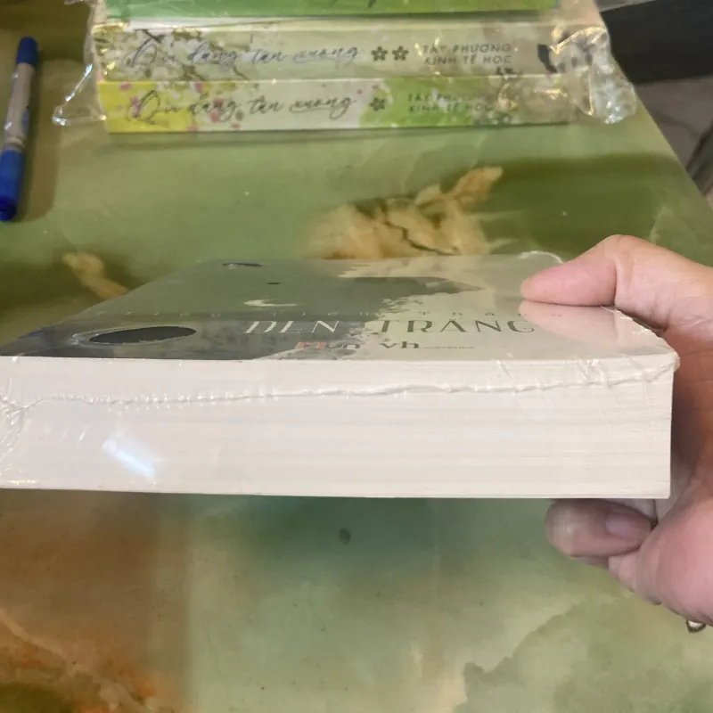 Đen trắng hắc bang.Reseal 1004771