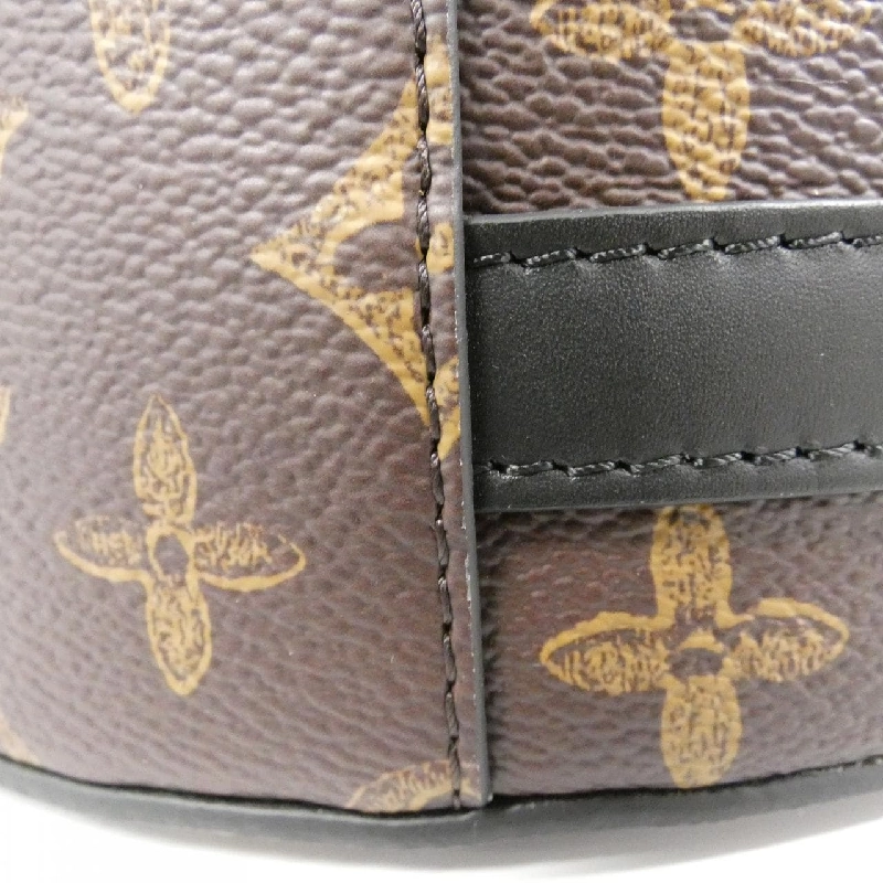 Túi xách vai Louis Vuitton Monogram (N°7) Wheel Box M59706 609863