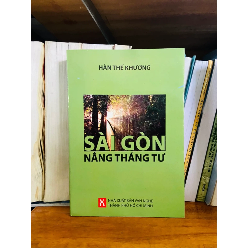 (Sách cũ SCGR) Sài Gòn nắng tháng tư - Hàn Thế Khương - Văn học VAVOB1T2-104 Blogmeo090426 1014776