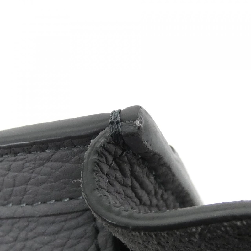 Túi xách Celine Luggage Nano 189243AQL 616351