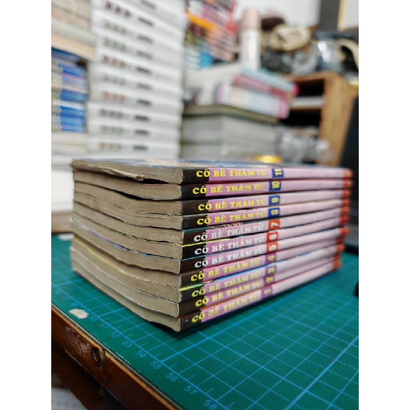 Truyện tranh cô bé thám tử 500129