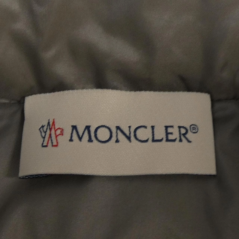 Moncler MONCLER 20939B00030 Áo khoác lông 626863