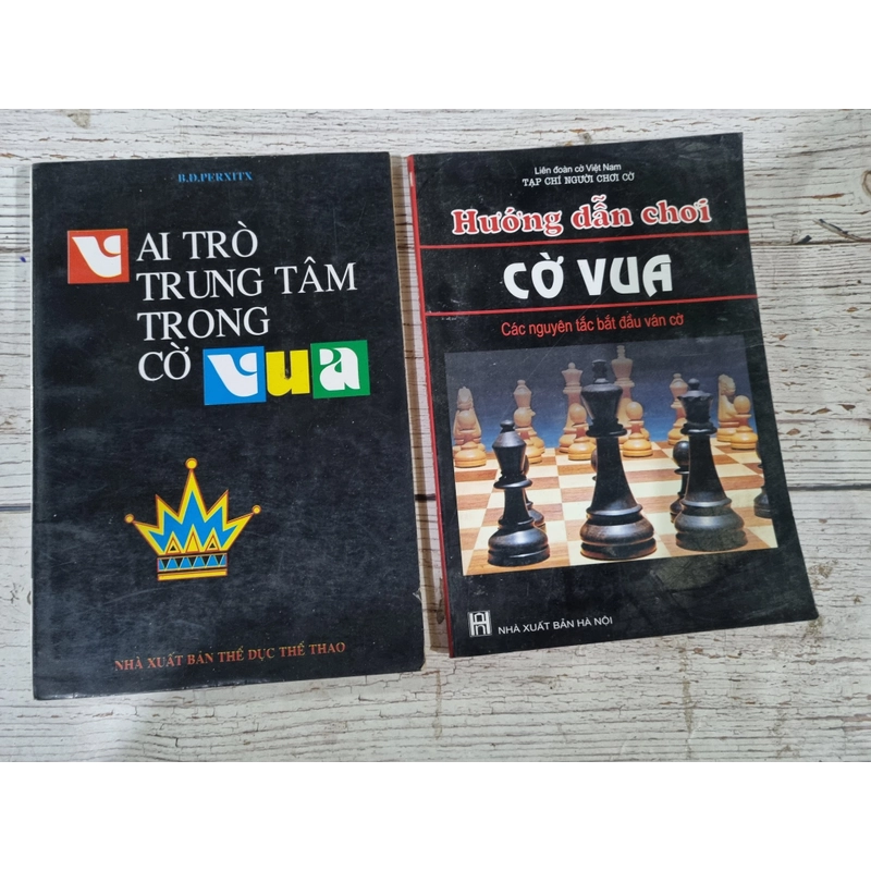 Cờ vua 2 cuốn: Vai trò trung tâm trong cờ vua + Hướng dẫn chơi cờ vua  201605