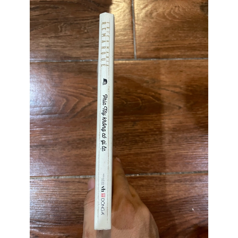 Phía Tây không có gì lạ (k3) 475034