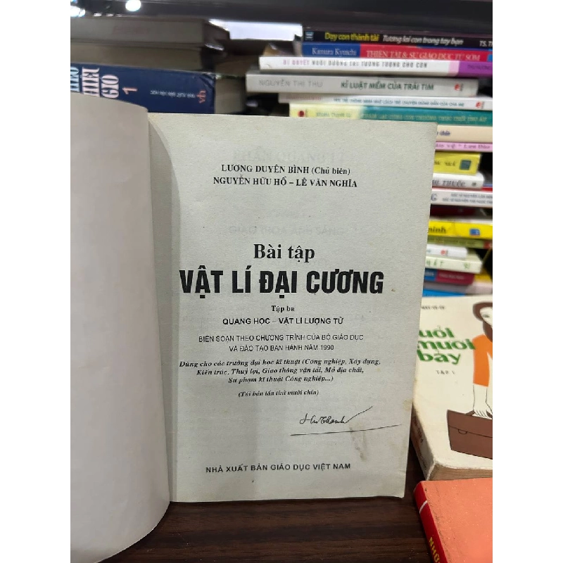 Bài Tập Vật Lý Đại Cương - LƯƠNG DUYÊN BÌNH (Chủ biên) 1027347