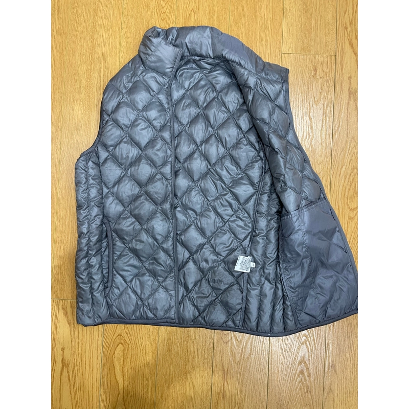 Áo gile Uniqlo chính hãng size M 310689