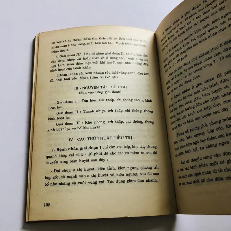 CHỮA BỆNH - PHÒNG BỆNH BẰNG XOA BÓP - DAY - BẤM HUYỆT ( Bs Nguyễn Tiến Hội) 594549