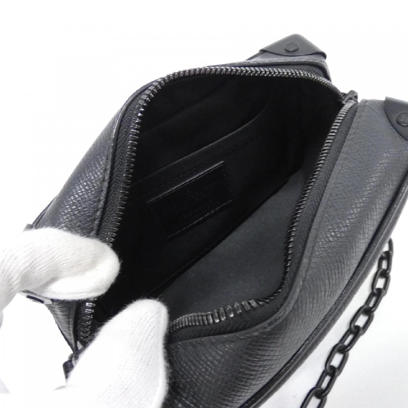 Túi đeo vai Louis Vuitton Taiga Màu cầu vồng Mini Soft Trunk M30351 611370