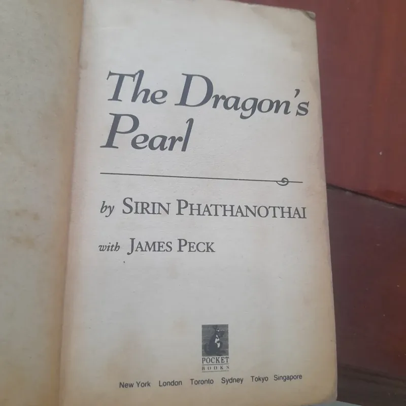 Sirin Phathanothai - THE DRAGONS PEARL, growing up among China's Elite 590455