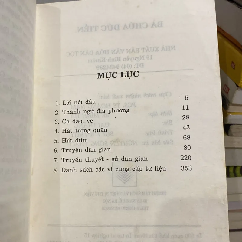 BÀ CHÚA ĐÚC TIỀN, LÃ DUY LAN (XB 2001) 561809