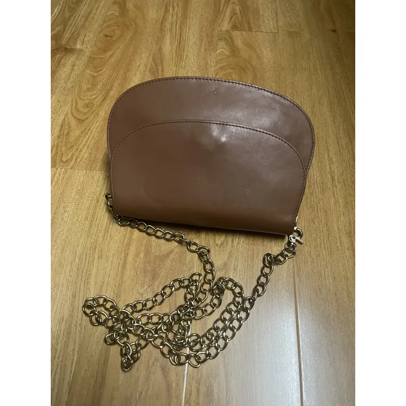 Túi nữ size 23*16*7 da mộc phom bầu 2hand 925654