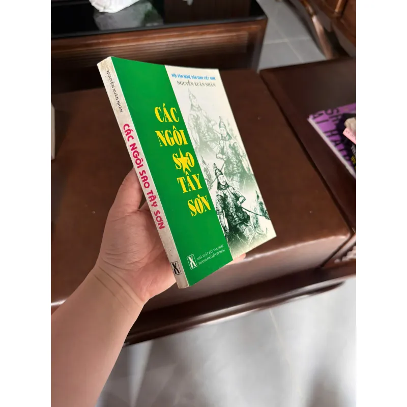 CÁC NGÔI SAO TÂY SƠN (NGUYỄN XUÂN NHÂN)- K5 1031195