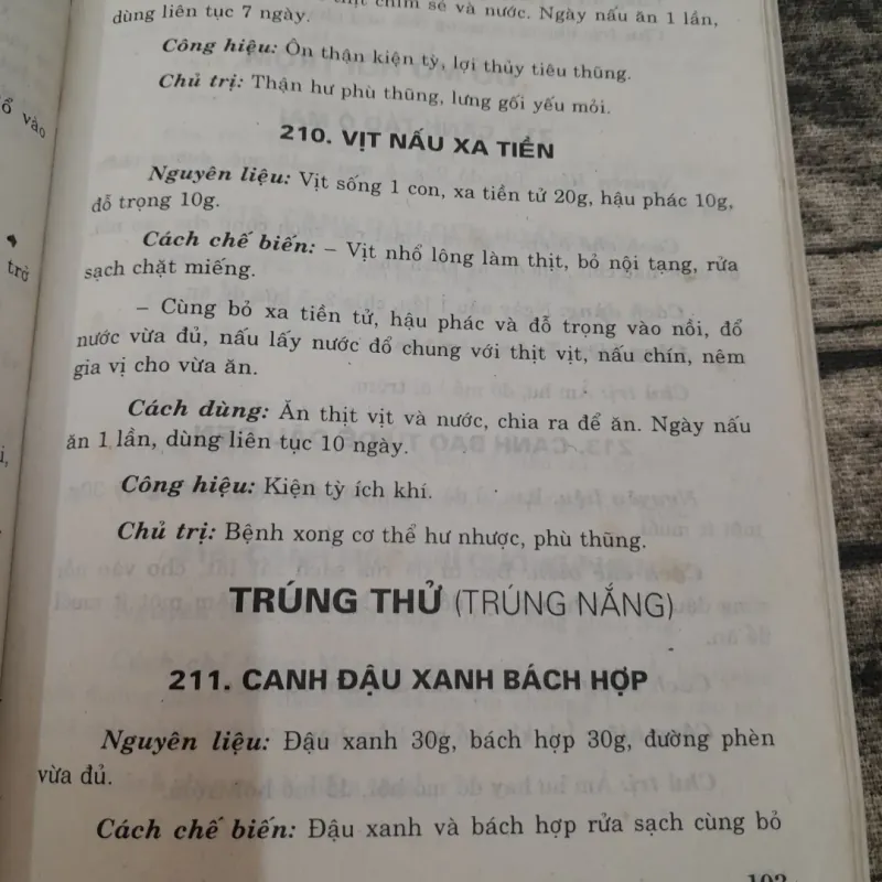 Món ăn bài thuốc- 444 MÓN CANH trị bệnh dưỡng sinh. Tác giả Hồng Anh 747691