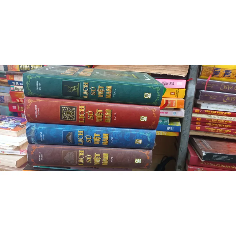 Trọn Bộ Lịch Sử Việt Nam 4 tập 717141
