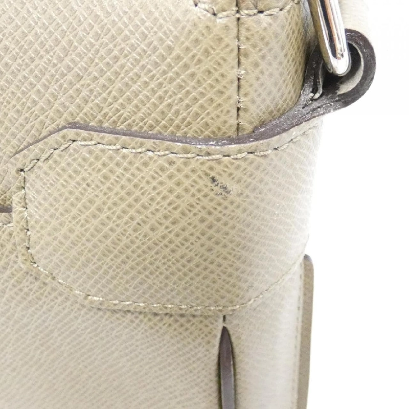 Túi xách vai Louis Vuitton Taiga Roman M32805 - Hàng hiệu Chính hãng 768126