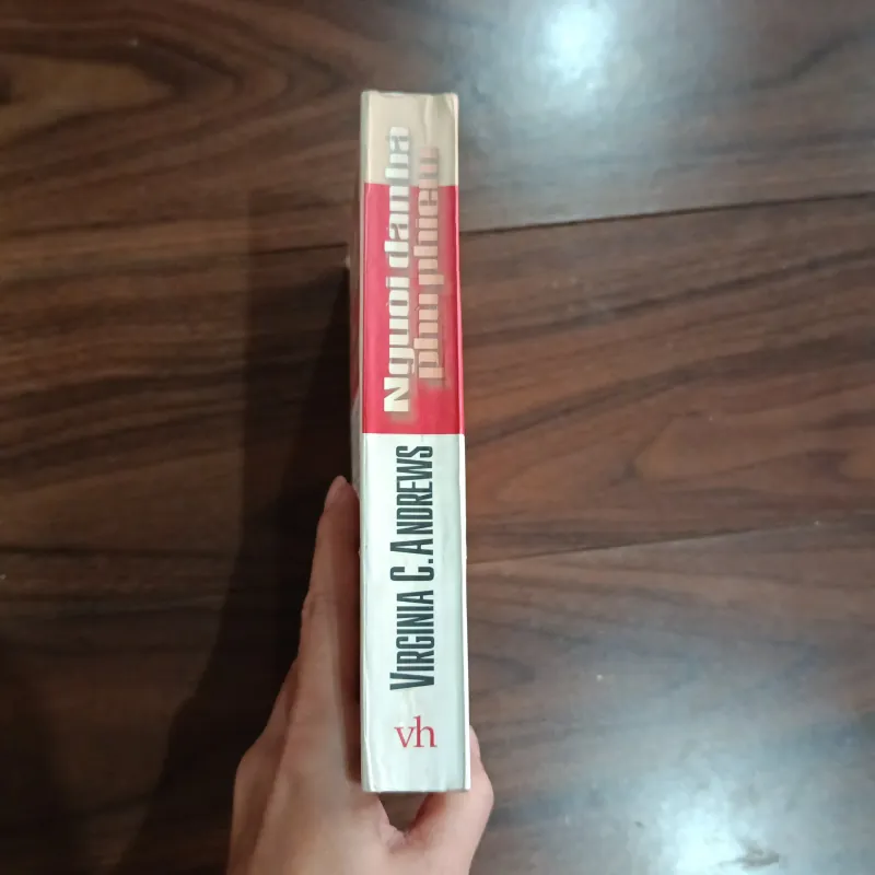 Người đàn bà phù phiếm 757463