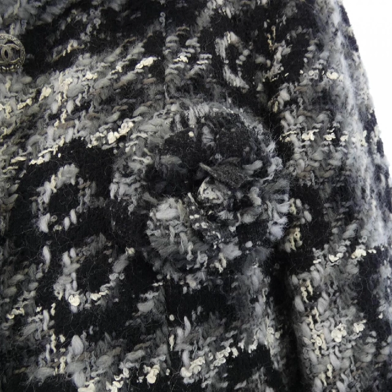 Áo khoác CHANEL P26844V17315 05A 627352