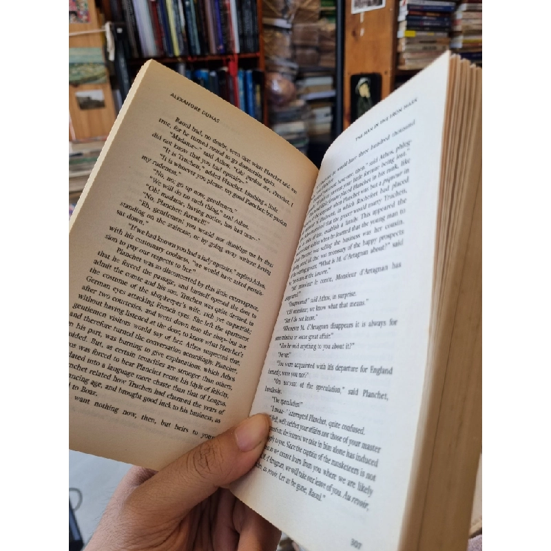 THE MAN IN THE IRON MASK - Alexandre Dumas (Collins Classics) 145198