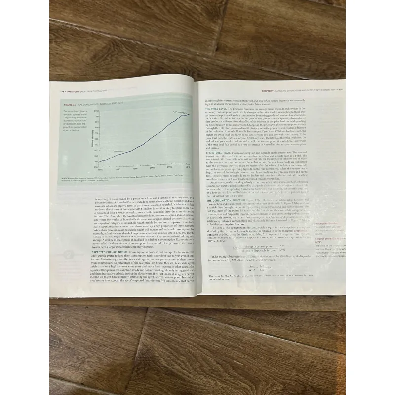 Macroeconomics - Hubbard và cộng sự (2nd edition) 750727