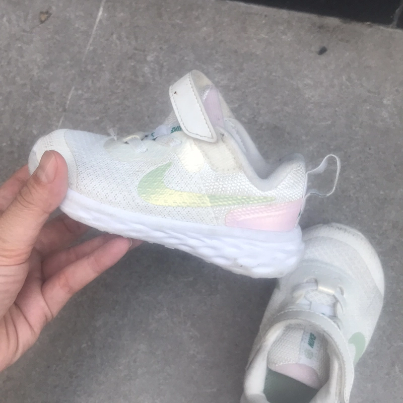 Giày Nike trẻ em Chính Hãng 482457