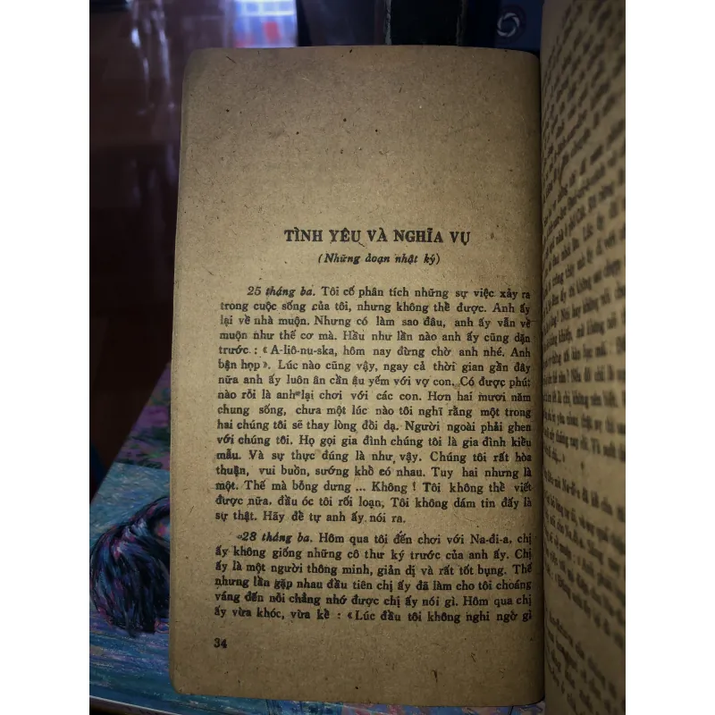 Trong gia đình - A. Prô-tô-pô-va 970746