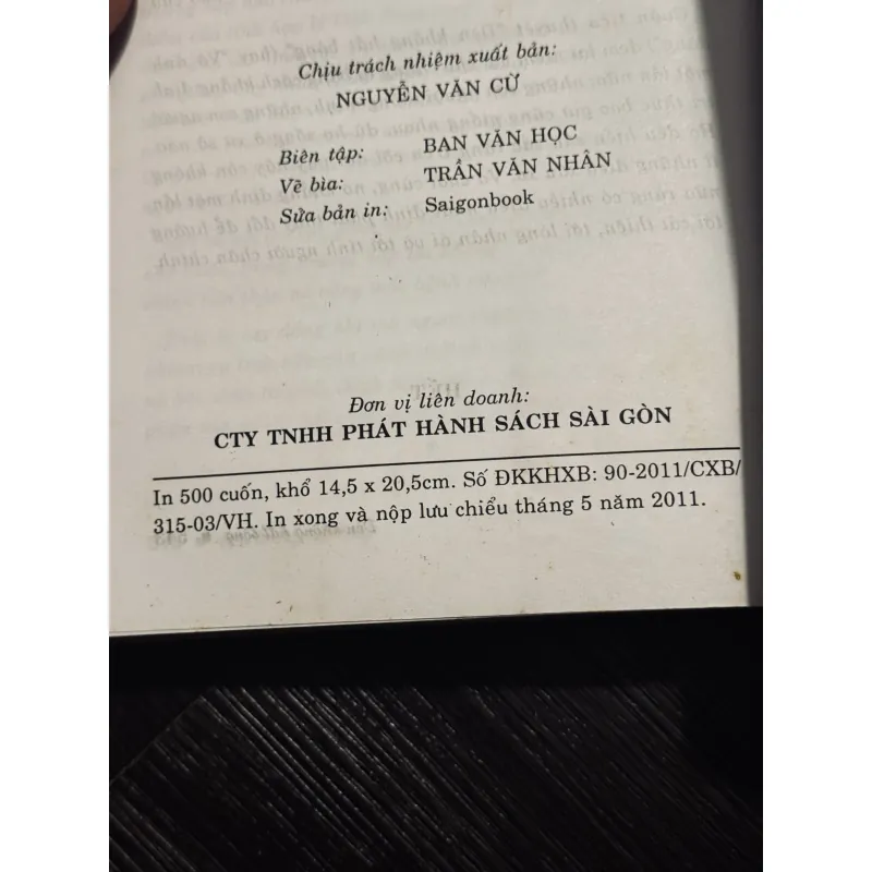 Đèn không hắt bóng 999313