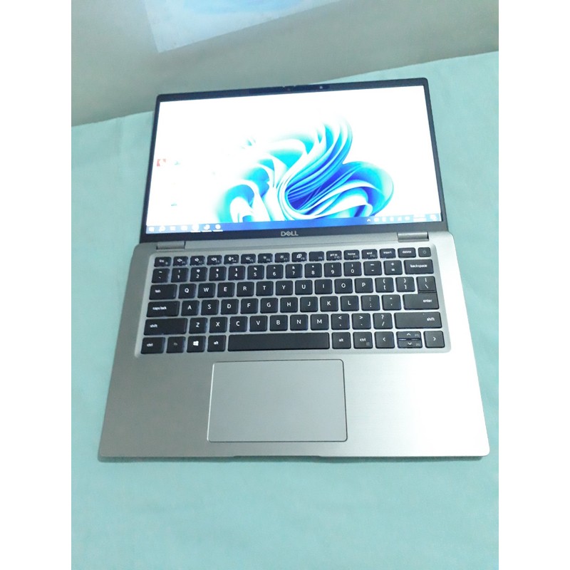 Laptop Dell Latitude Mỹ 7410 vỏ nhôm màu bạc core i5-10310u  139884