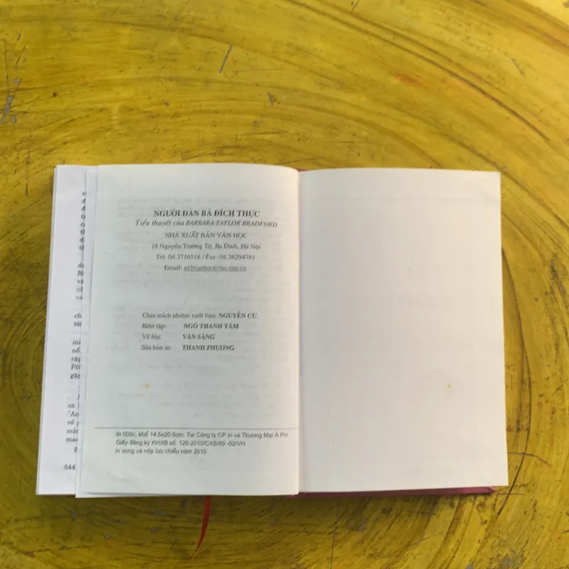 NGƯỜI ĐÀN BÀ ĐÍCH THỰC - trọn bộ hai tập- BARBARA TAYLOR BRADFORD 976601