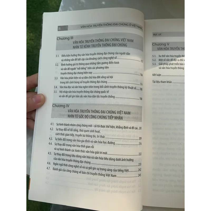 VĂN HOÁ TRUYỀN THÔNG ĐẠI CHÚNG Ở VIỆT NAM - ĐẶNG THỊ THU HƯƠNG 937157
