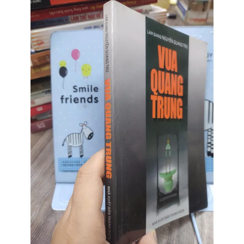 Sách: Vua Quang Trung (A2) - Tác giả: Lâm Giang, Nguyễn Quang Trứ 608242