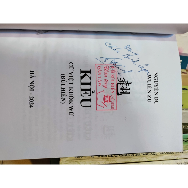 18 cuốn sách về Truyện Kiều của Nguyễn Du 444677