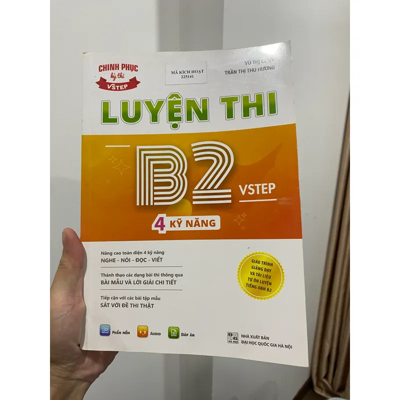 Sách luyện thi Vstep B1 B2 cực chuẩn 594264