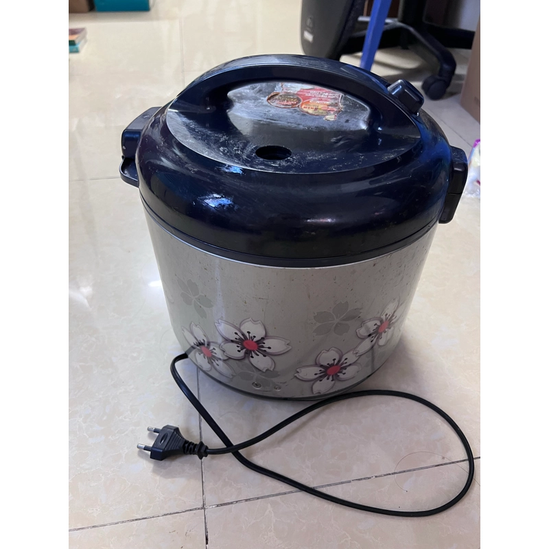 Nồi cơm điện Sharp 1,8L 547561