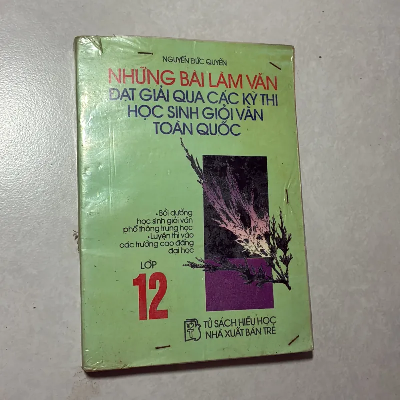 Nhưng bà làm văn đạt giải qua các kỳ thi HSG Văn toàn quốc lớp 12  797129
