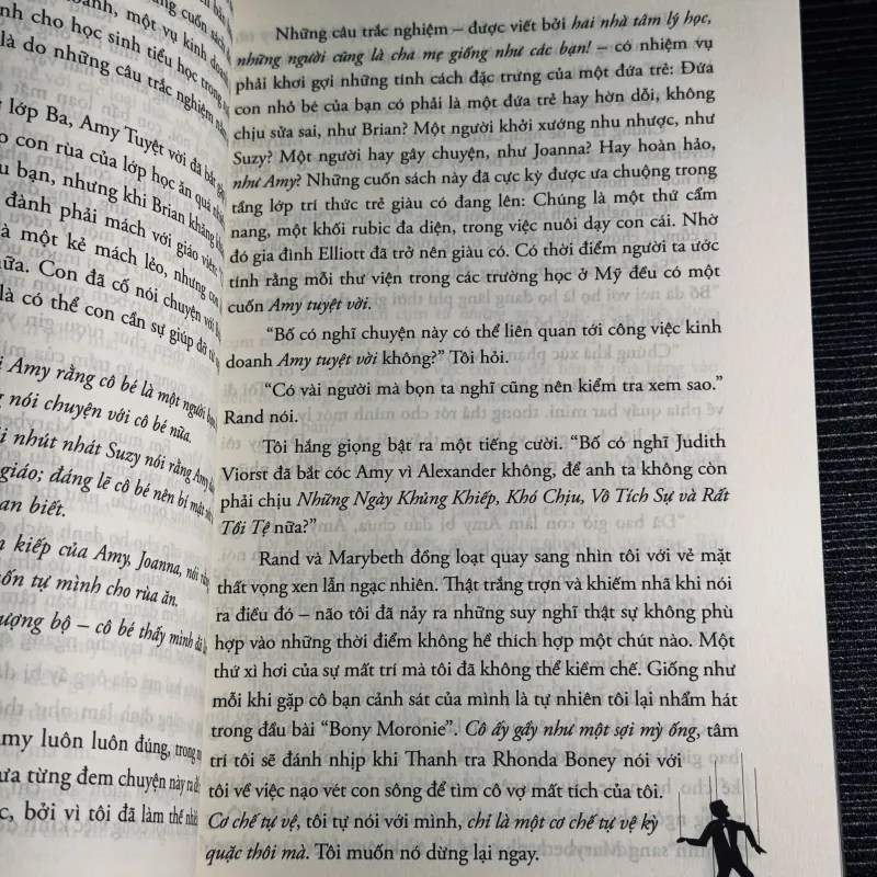 Cô gái mất tích 1025578