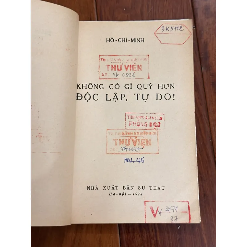 HỒ CHÍ MINH – KHÔNG CÓ GÌ QUÝ HƠN ĐỘC LẬP, TỰ DO 994192