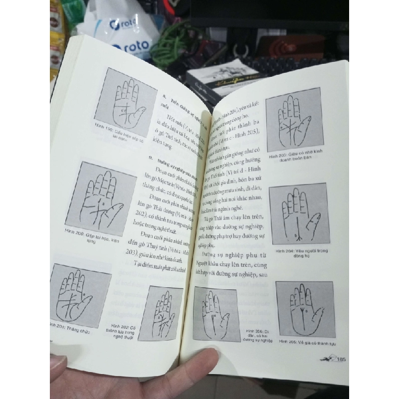 Đời Người Trên Bàn Tay - Lý Cư Minh 2022 mới 90% Sách lịch sử - triết học HCM1004 1007349