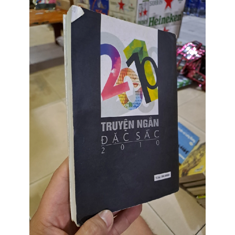 Truyện ngắn đặc sắc 2010 mới 80% ố vàng bung trang HCM0308 Văn học Việt Nam 523925