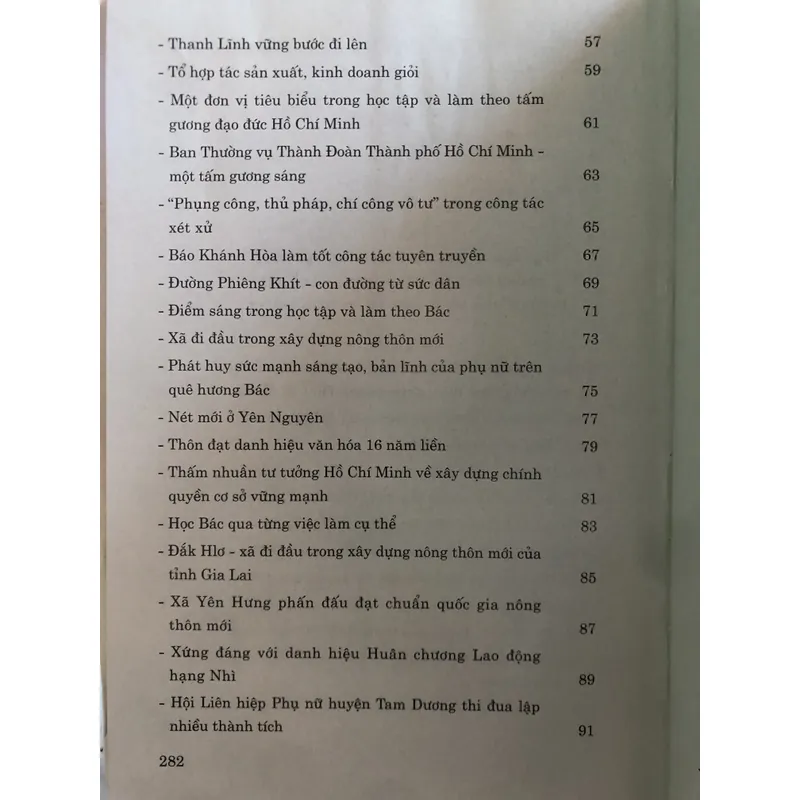 Những tấm gương bình dị mà cao quý  607826