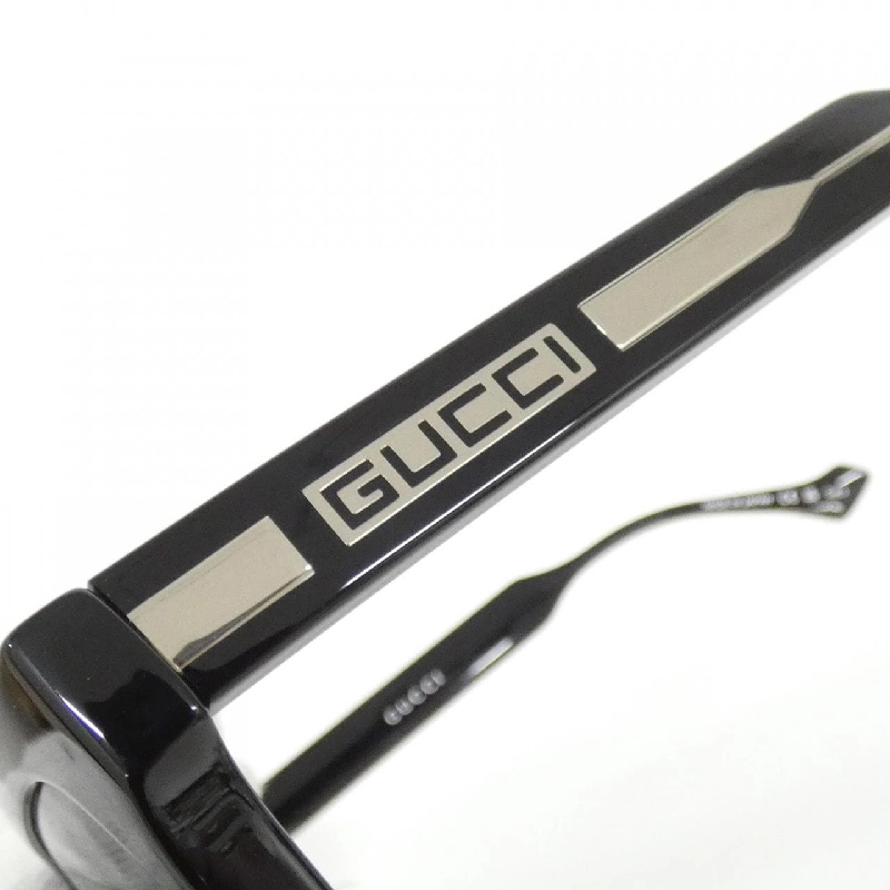 Kính mát GG1732SK của Gucci 624089